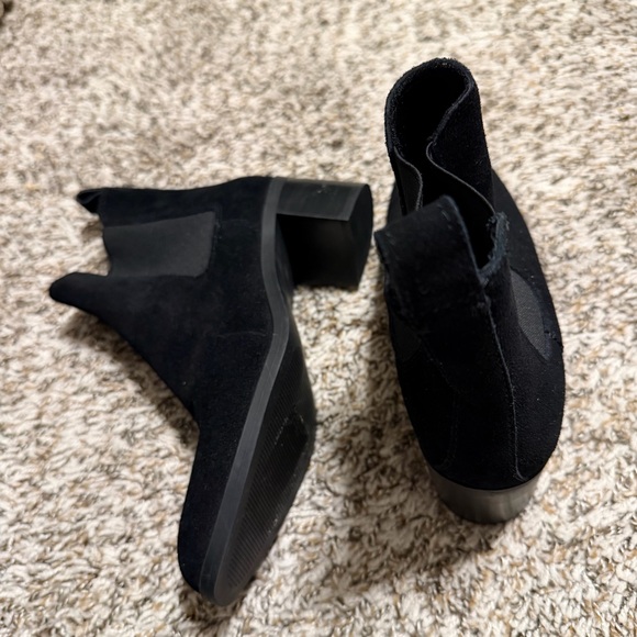 Steve Madden Woman RHIANNON Block Heel Bootie Size: 8 - Picture 2 of 6